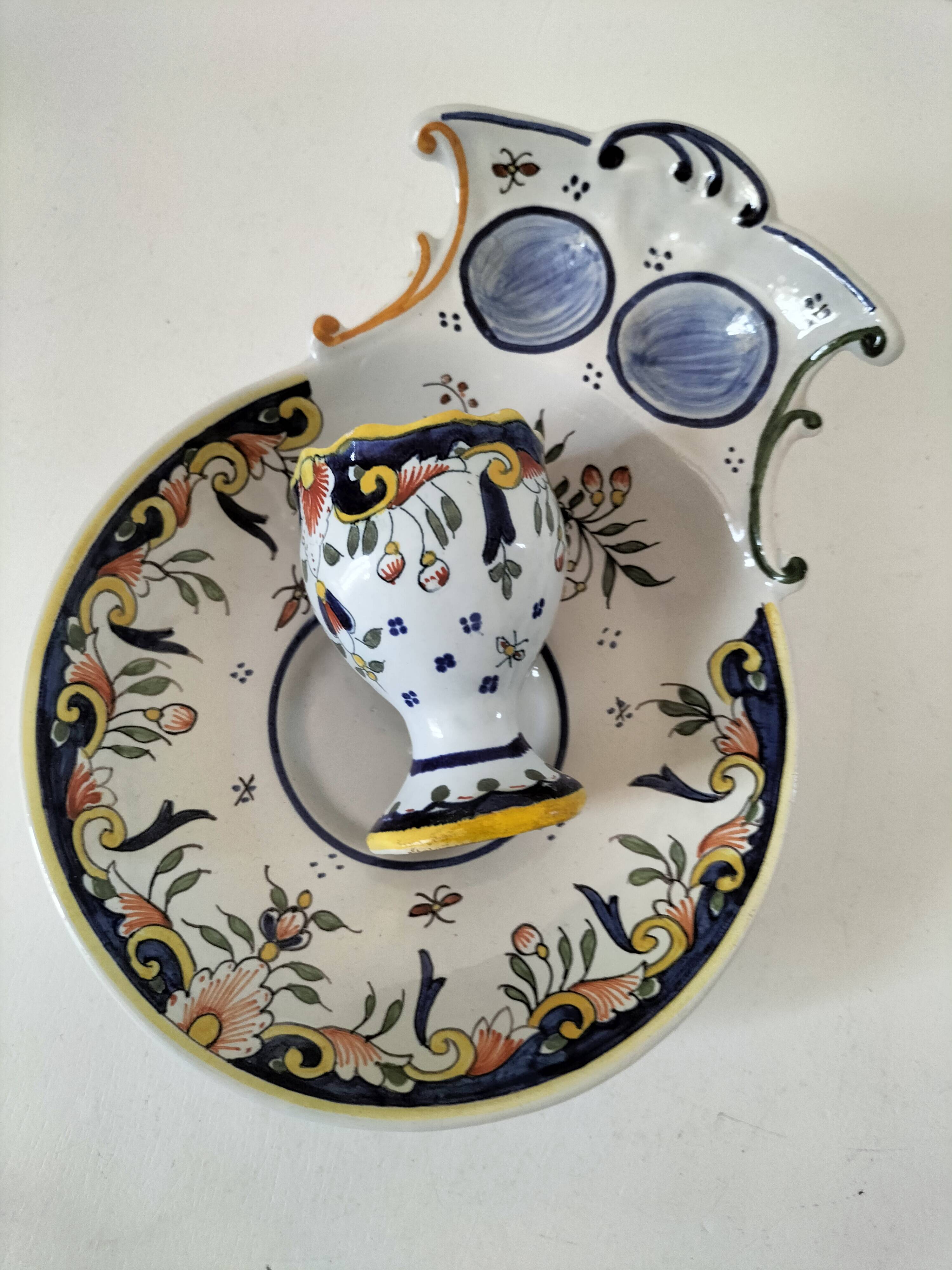 Geo Martel egg service Desvres no. 1687 – Lambrequin decoration