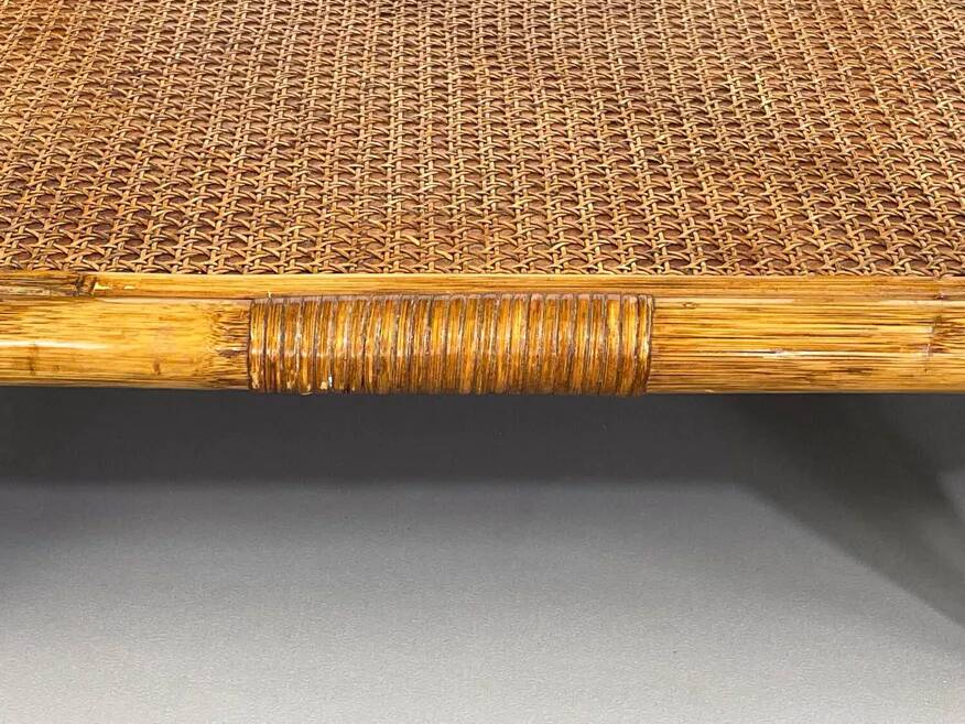 Vintage roasttan coffee table and glass top