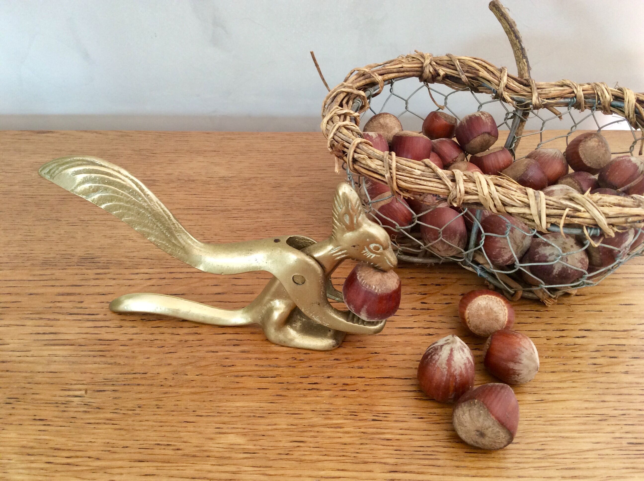Brass squirrel nutcracker