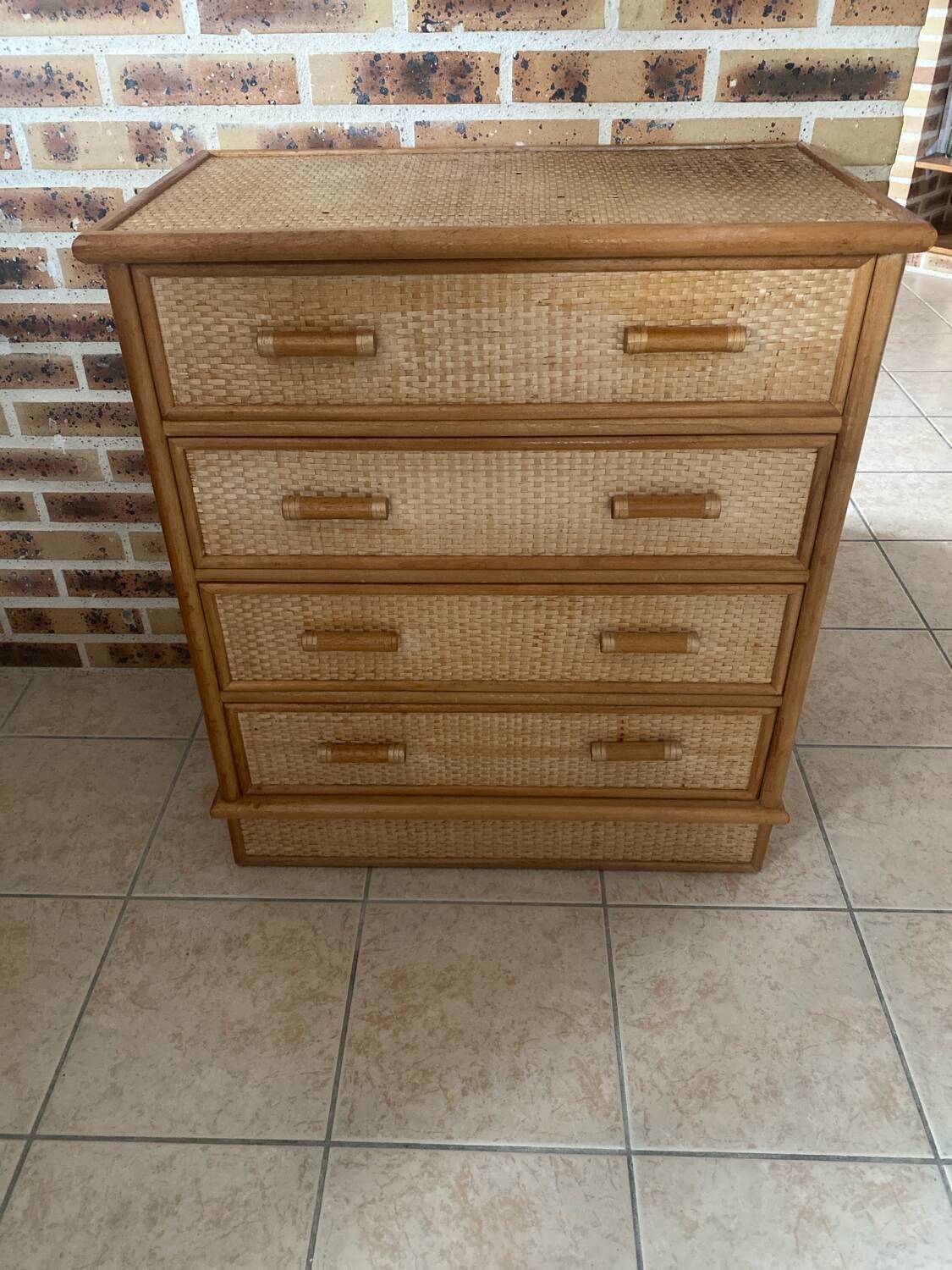 Commode en rotin 4 tiroirs 70’s