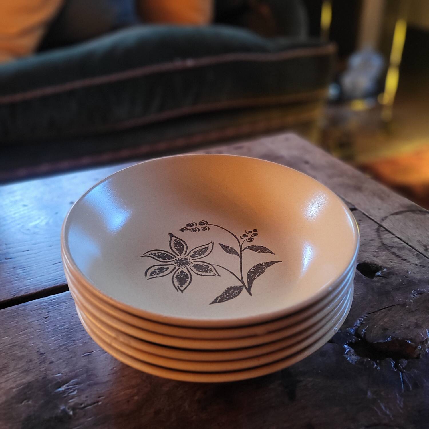 6 floral pattern soup plates. 1970s