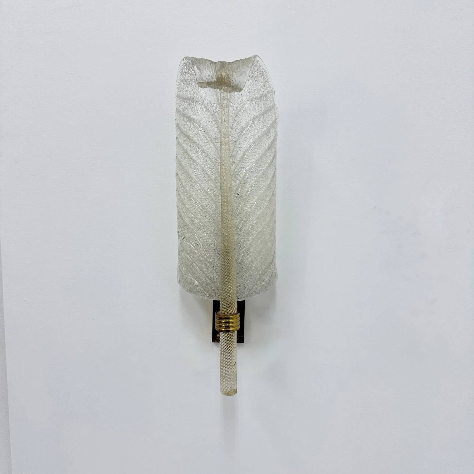 Large Barovier & Toso wall lamp Murano glass leaf, 1970s