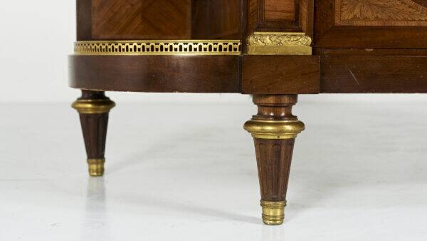 Louis XVI style sideboard made around 1830 by Maison Krieger