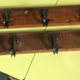 Paire de porte-manteaux d’ecole