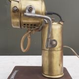 Ancienne lampe acétylène " Lutetia" sur support bois