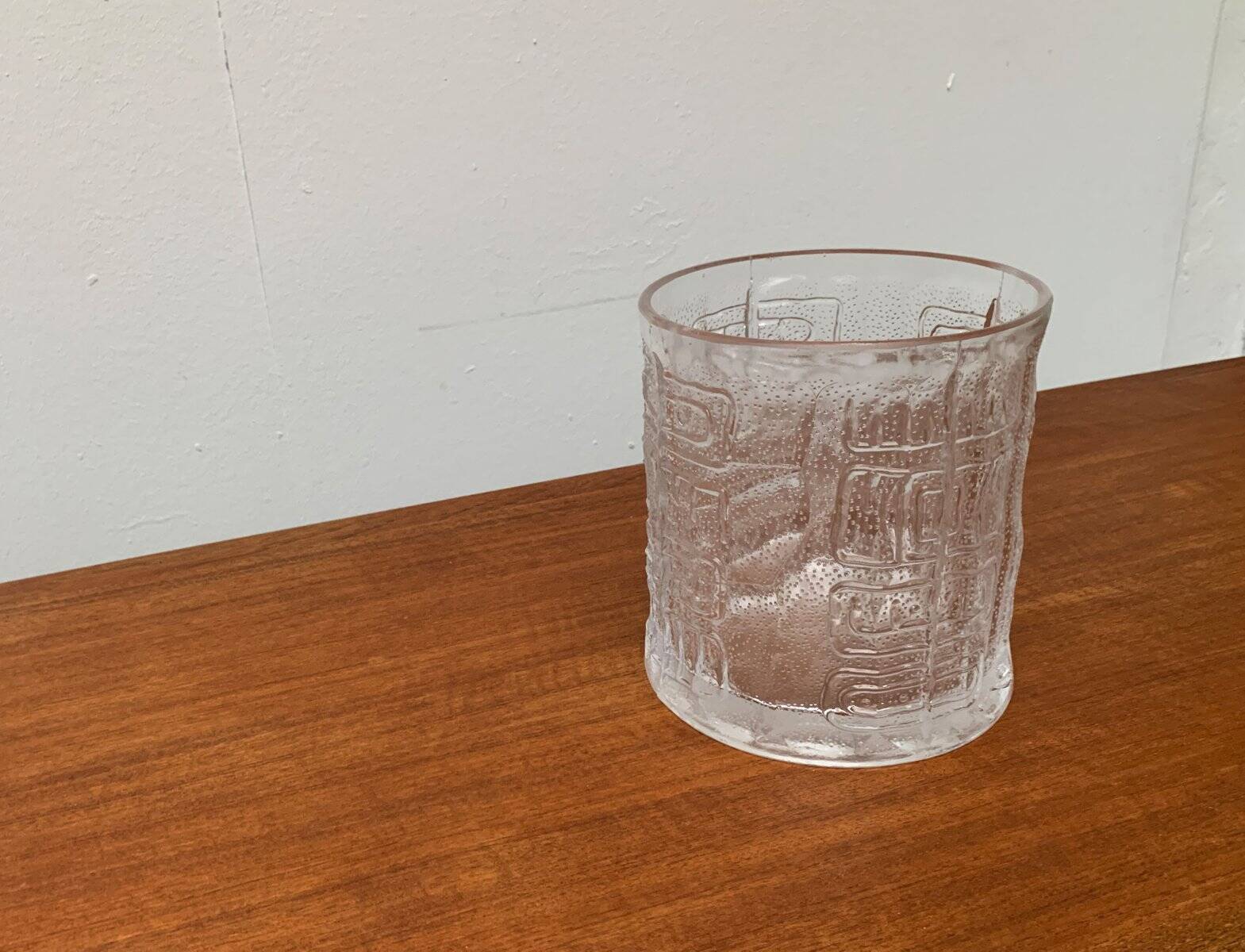 Large vintage glass vase or bowl with South American/Inca ornaments.