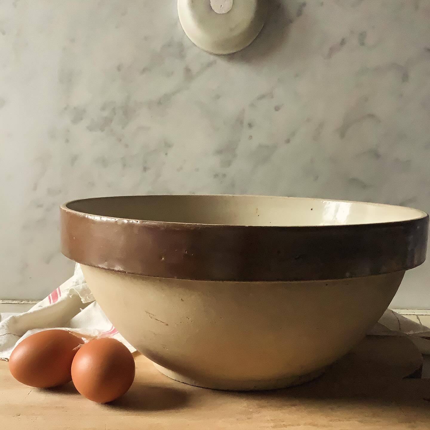 ✨ Large terracotta tian with glazed neck ✨