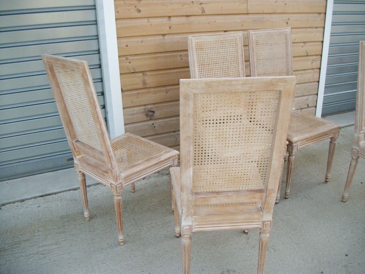 Série de 6 chaises cérusé