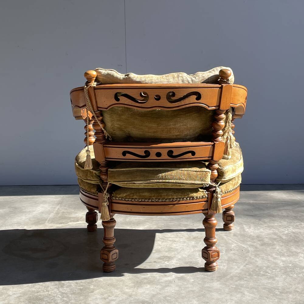 Giorgetti / classic armchair in art deco style / italy 1970s