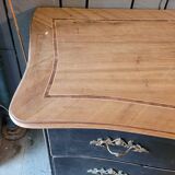 Antique chest of drawers