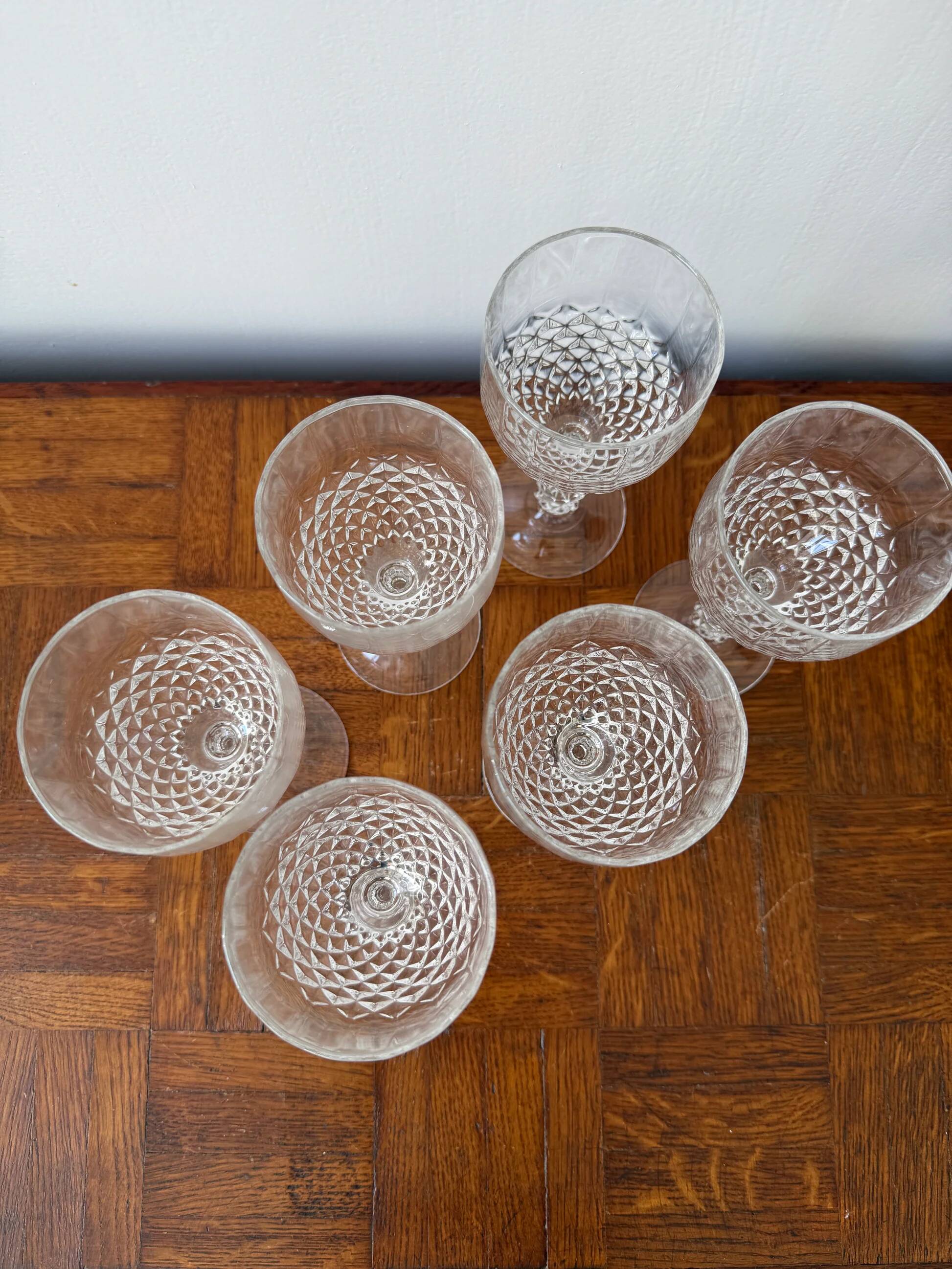 Set of 6 Luminarc wine glasses - Made in France