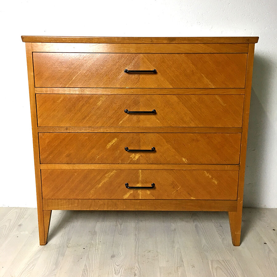 Vintage dresser 1960