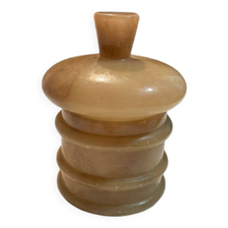 Pot with alabaster lid