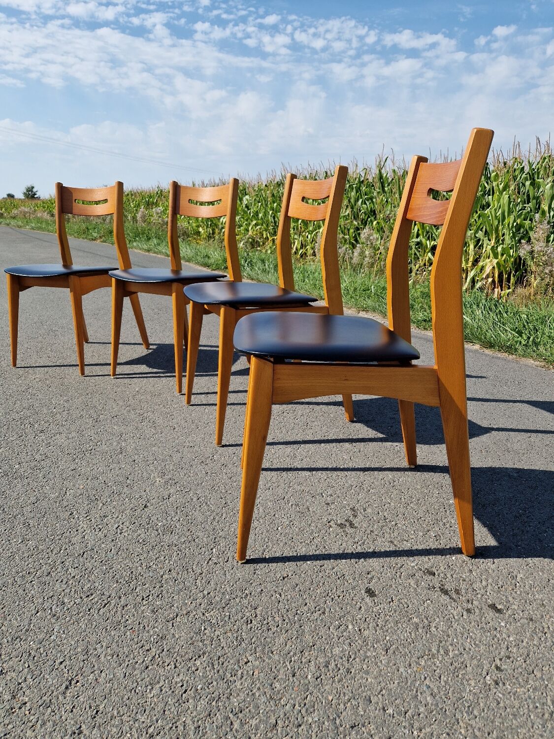 Set of 4 vintage Scandinavian style chairs from the 60s
