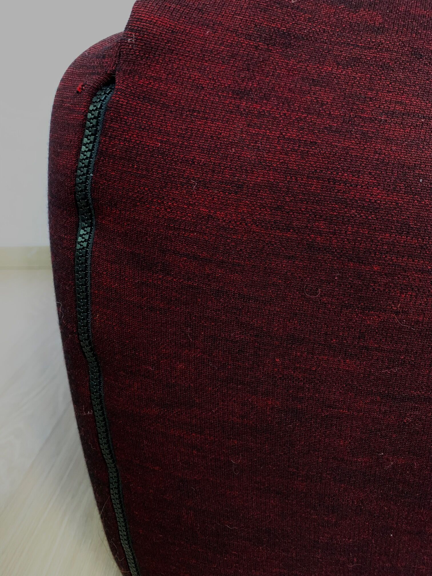 Plumy sofa by Annie Hiéronimus for Cinna , burgundy