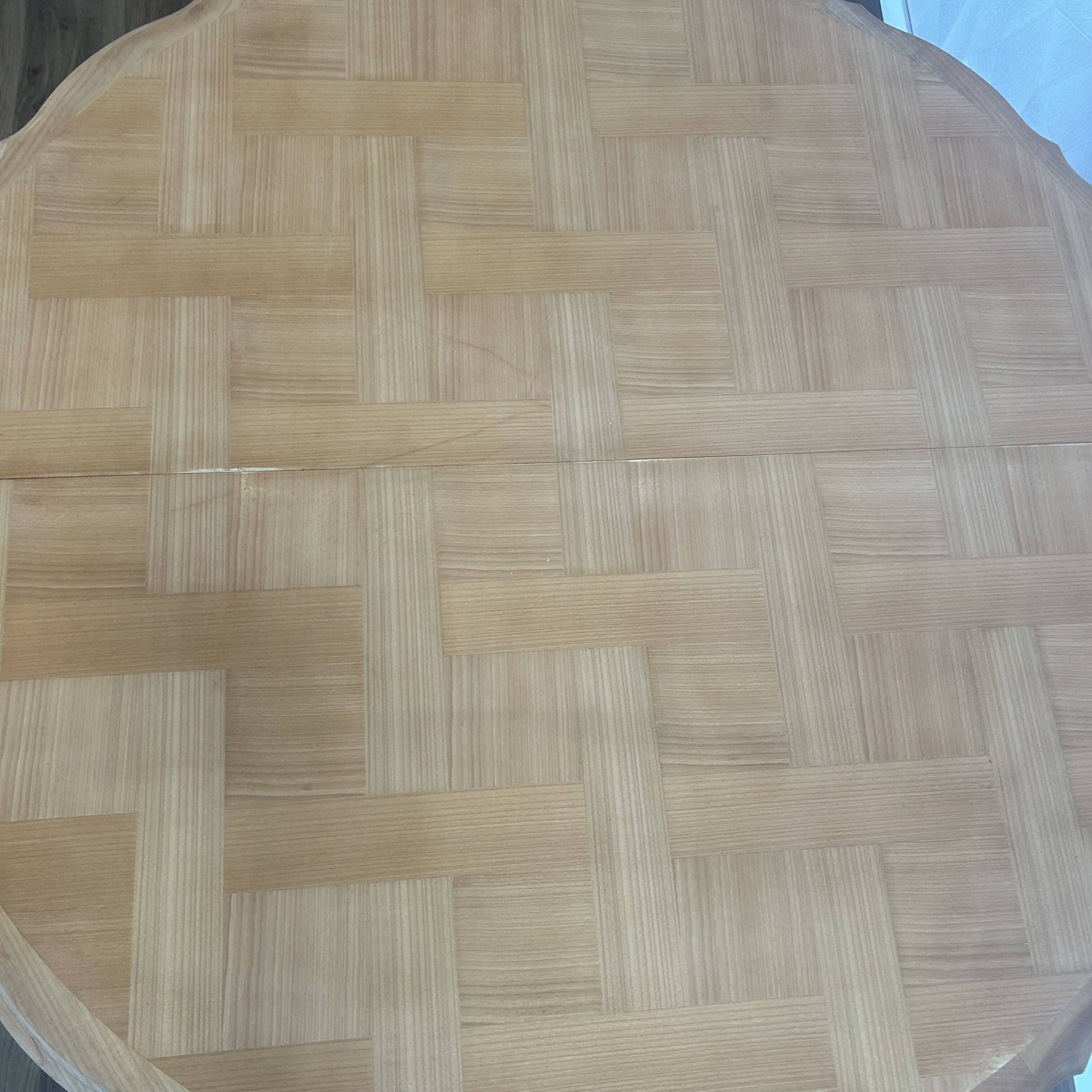 Round regency table revamped taupe extension