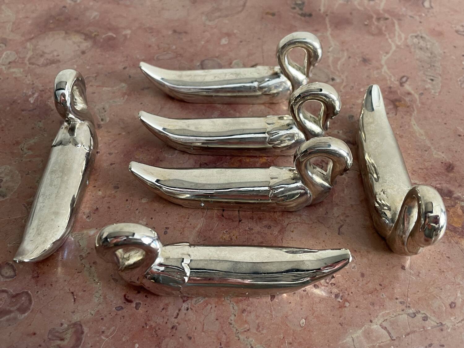 Set of 6 silver-plated swan knife rests