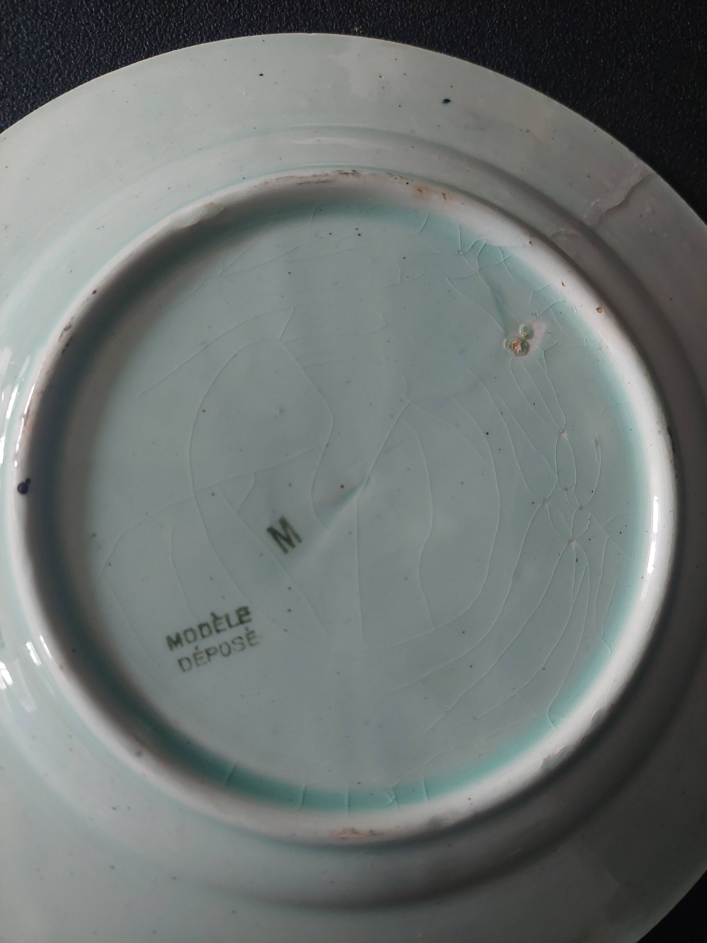 20th century chestnut slip plate