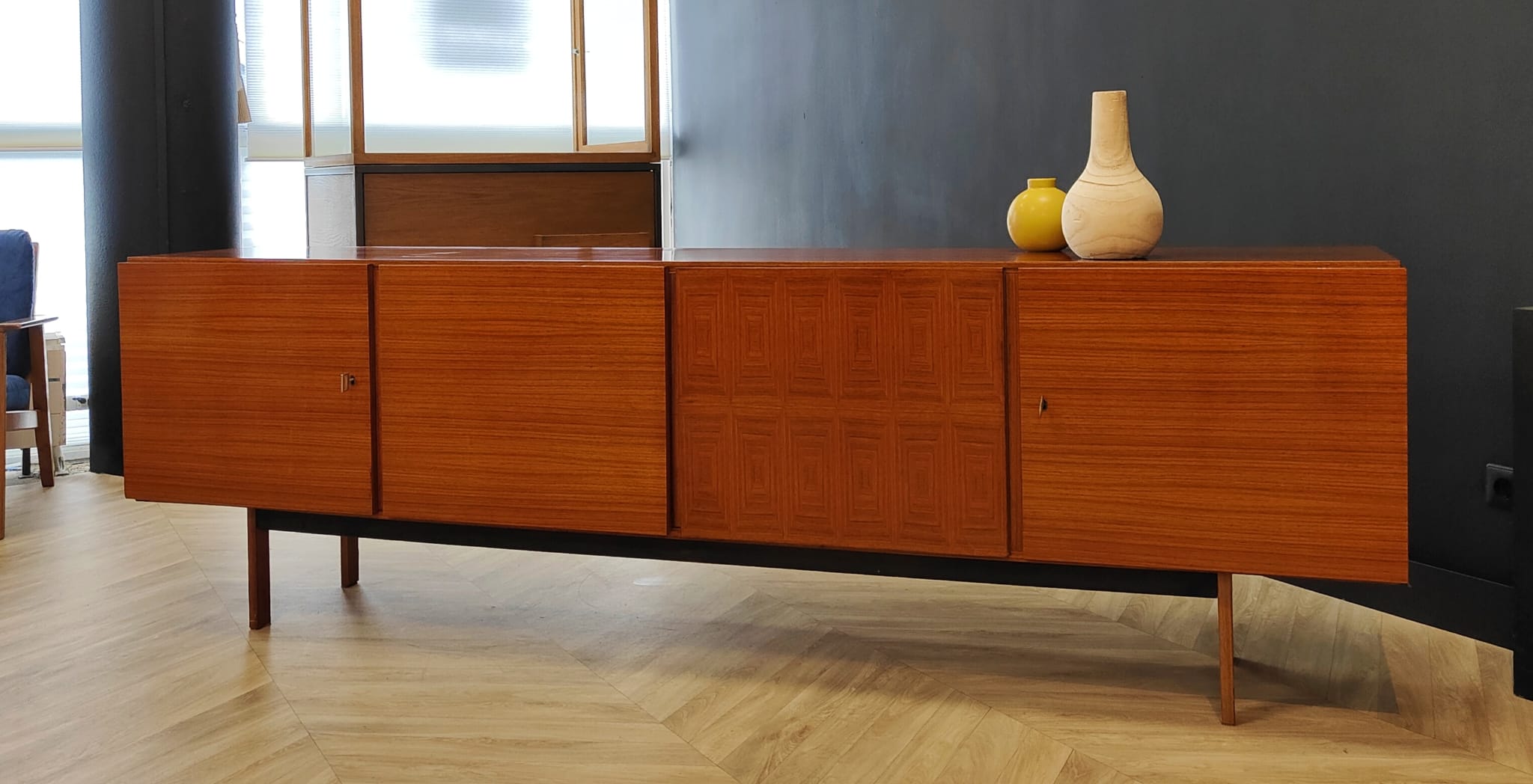 Enfilade Mid Century