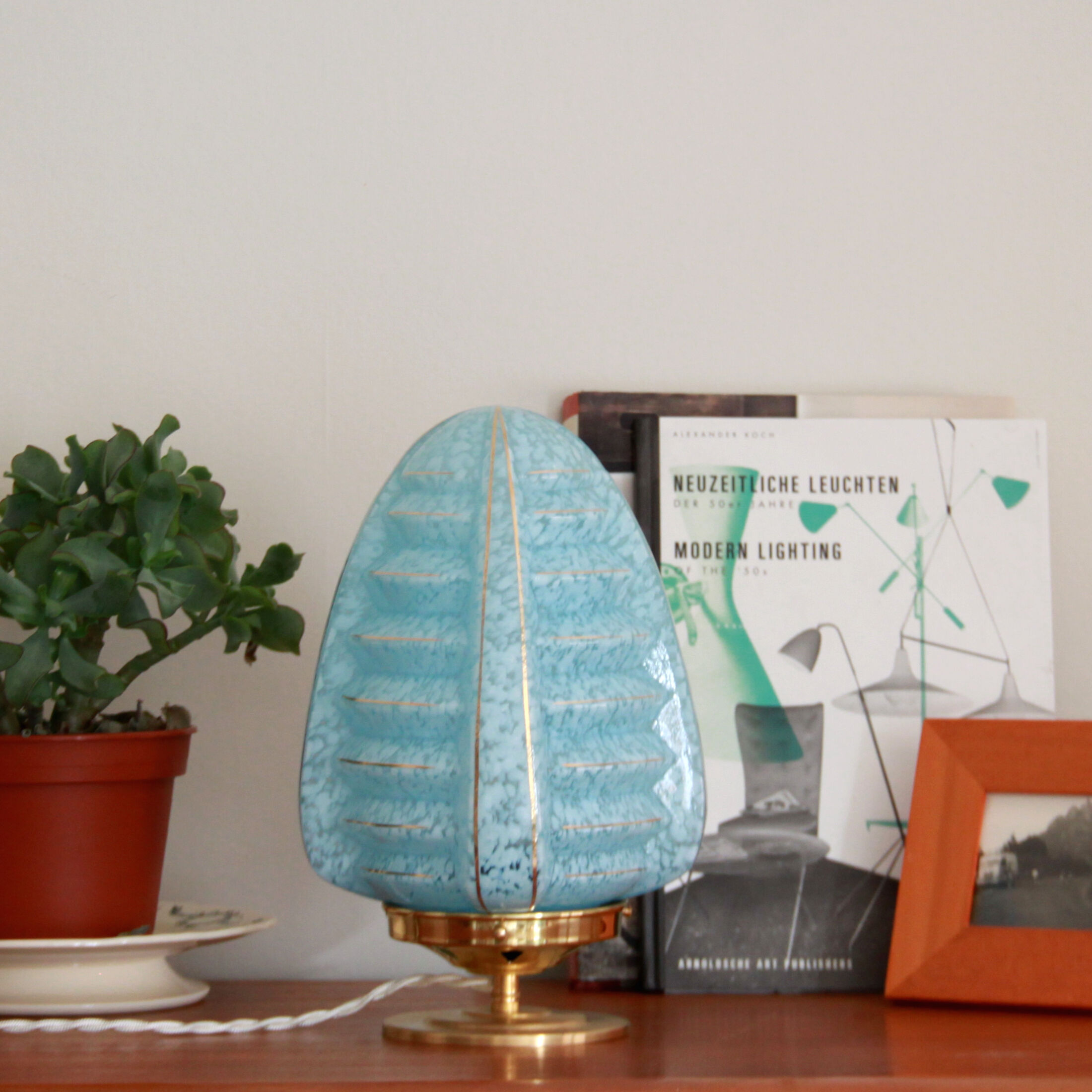 Extra lamp antique globe in glass Clichy speckled beu and gilded nets skyscraper foot brass