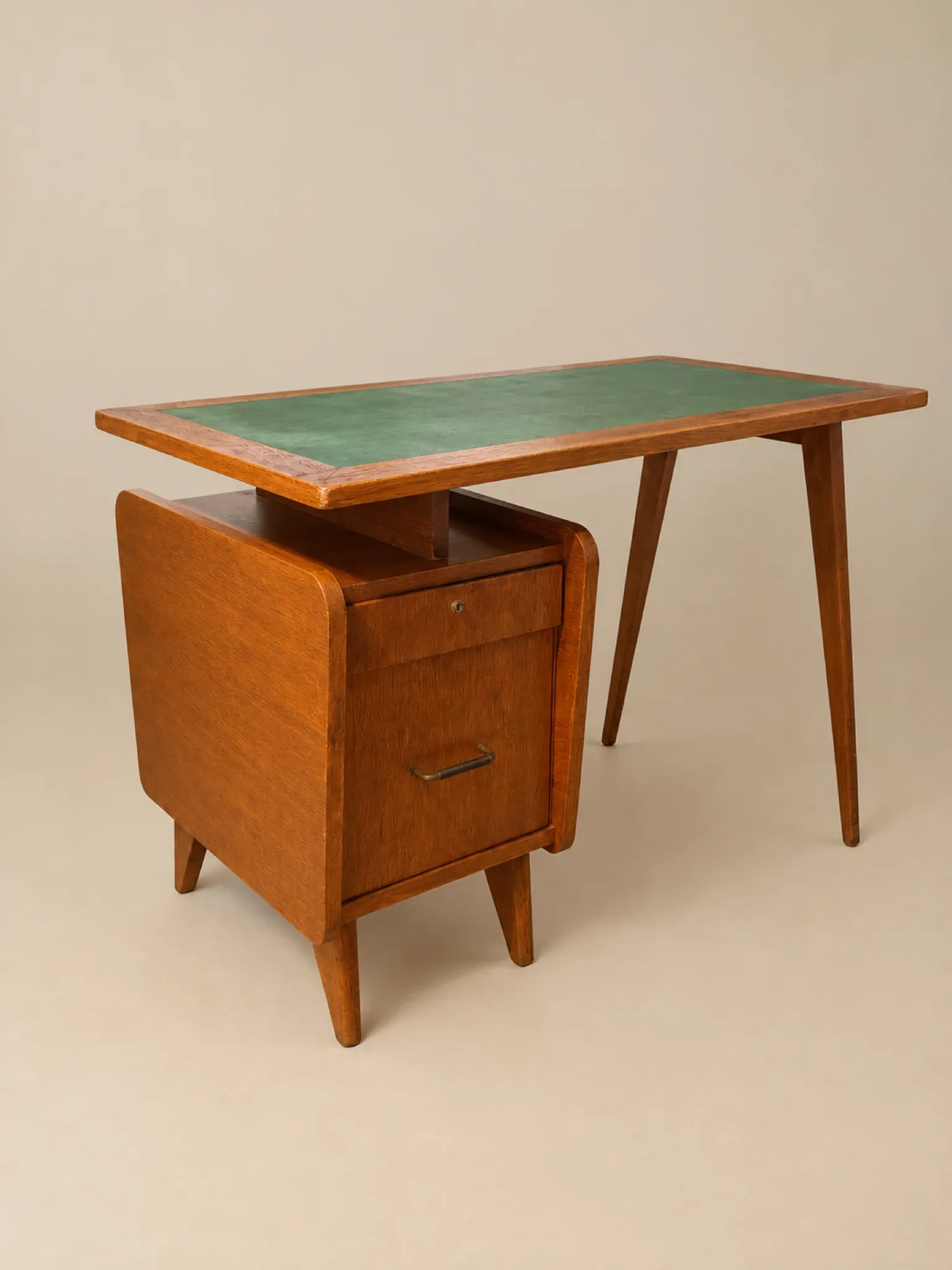 Bureau en bois années 50