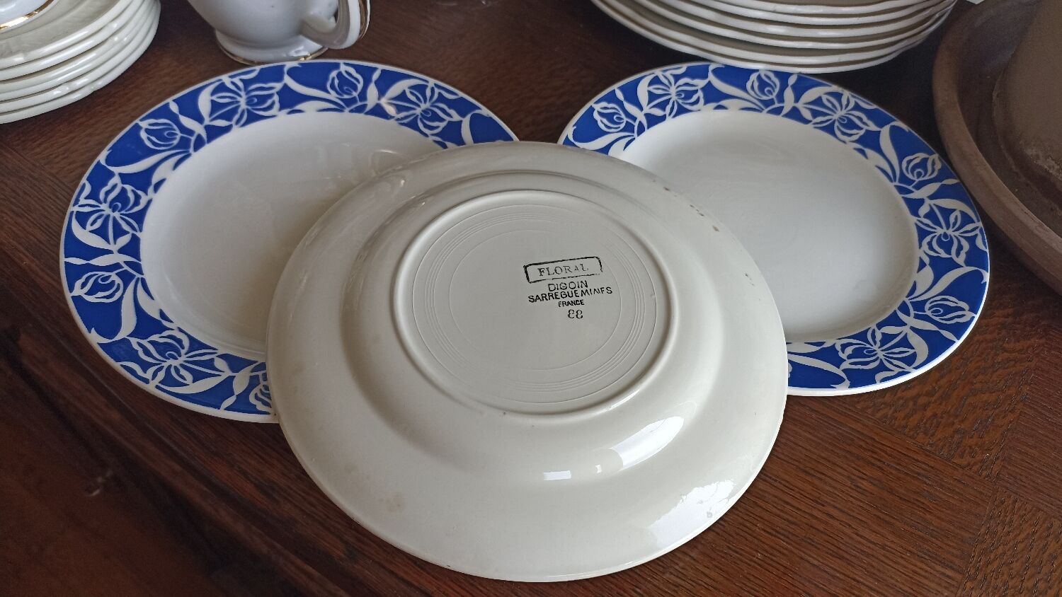 3 plates Digoin Sarreguemines Floral model