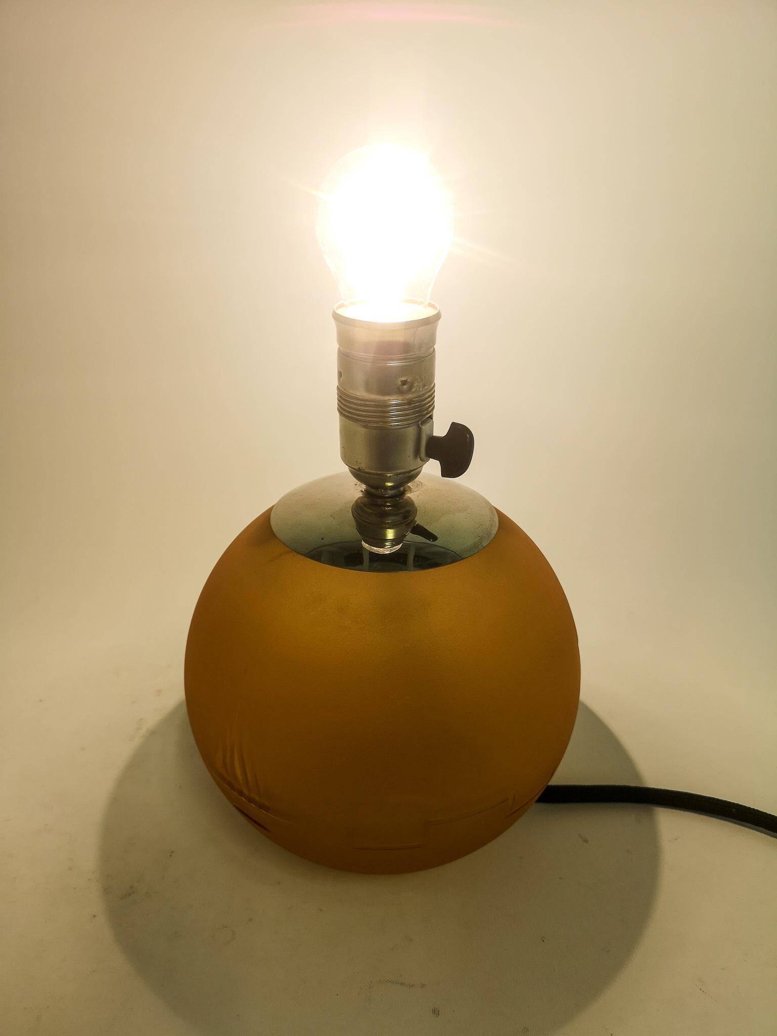 Art Deco table lamp in artistic glass and chrome, Sweden, 1930s