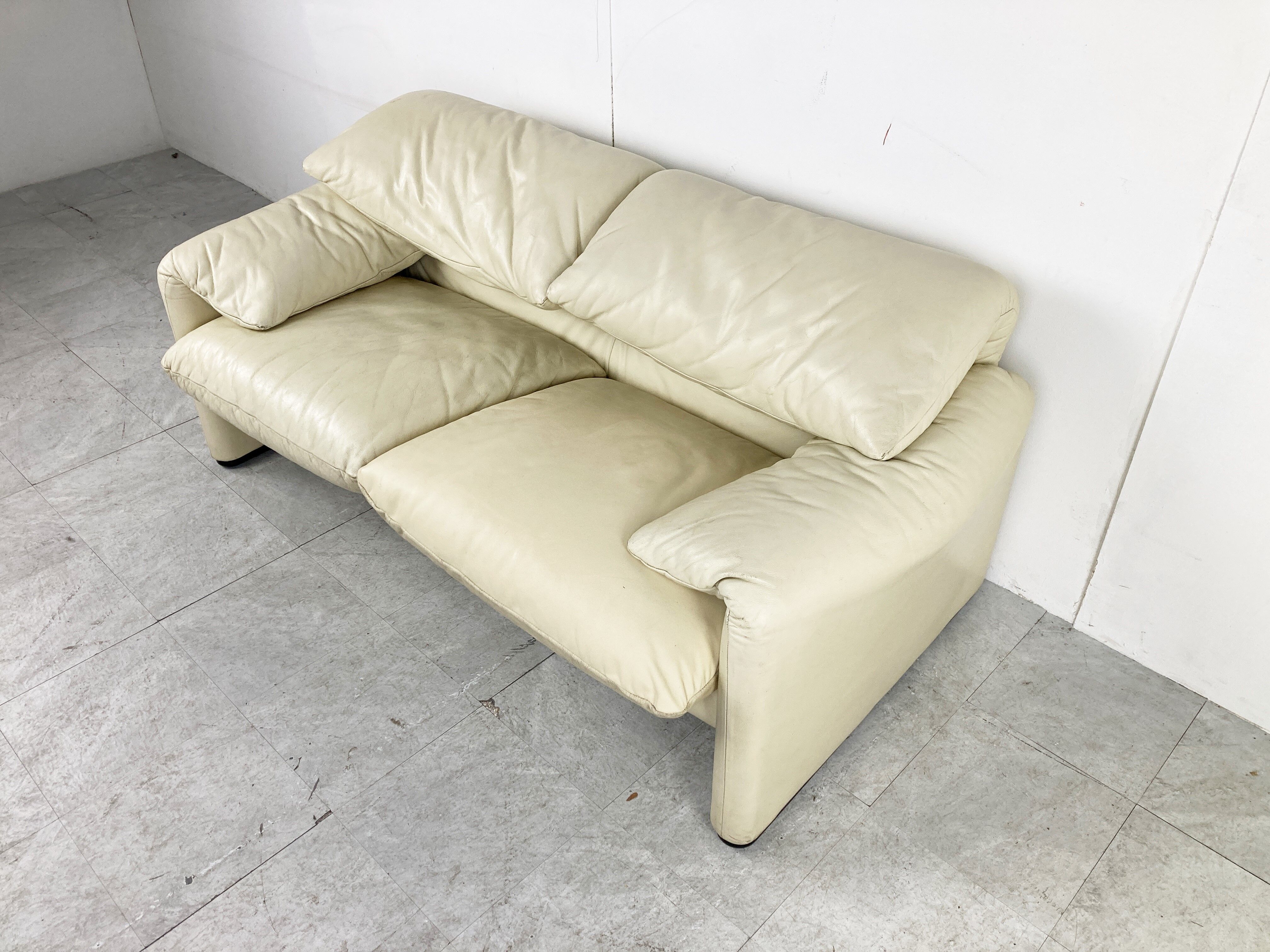 Leather Maralunga sofa by Vico Magistretti for Cassina