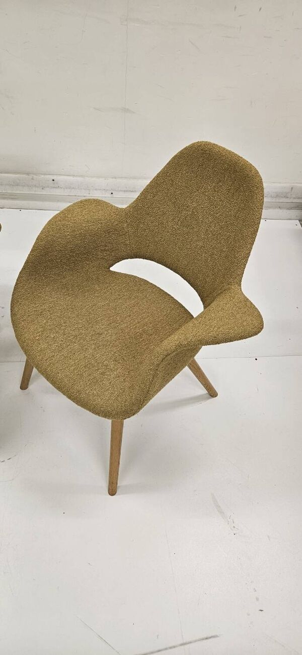 Chaise Boucle Charles Eames Organic de Vitra