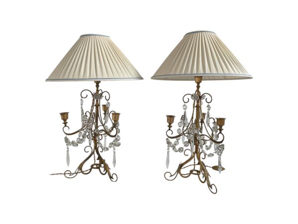 Paire lampes, bougeoirs 3 feux, shabby chic, pampilles en verre, pendeloques, abat-jour tissu plissé