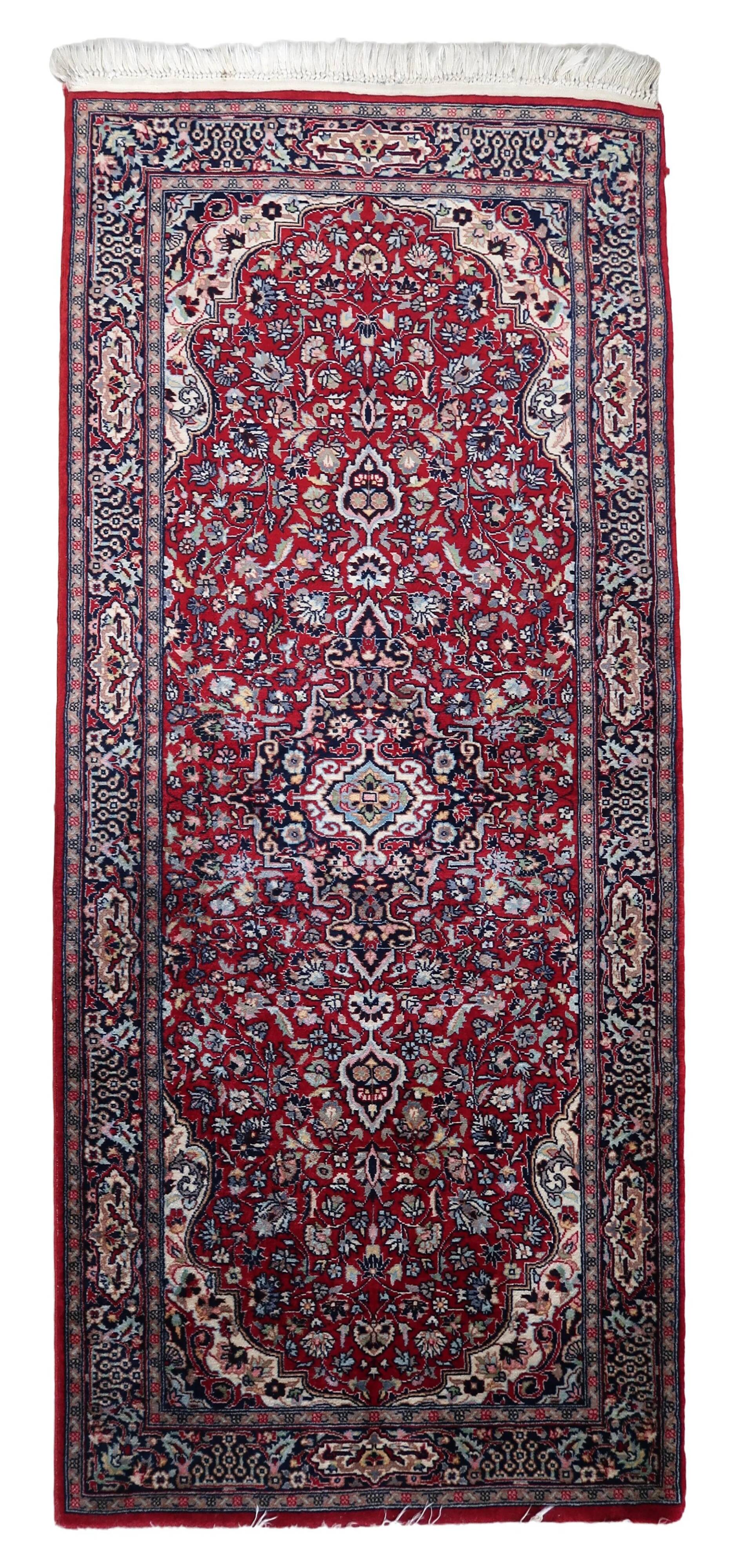 Tapis persan Kashan vintage fait main 76 cm x 179 cm, années 1960