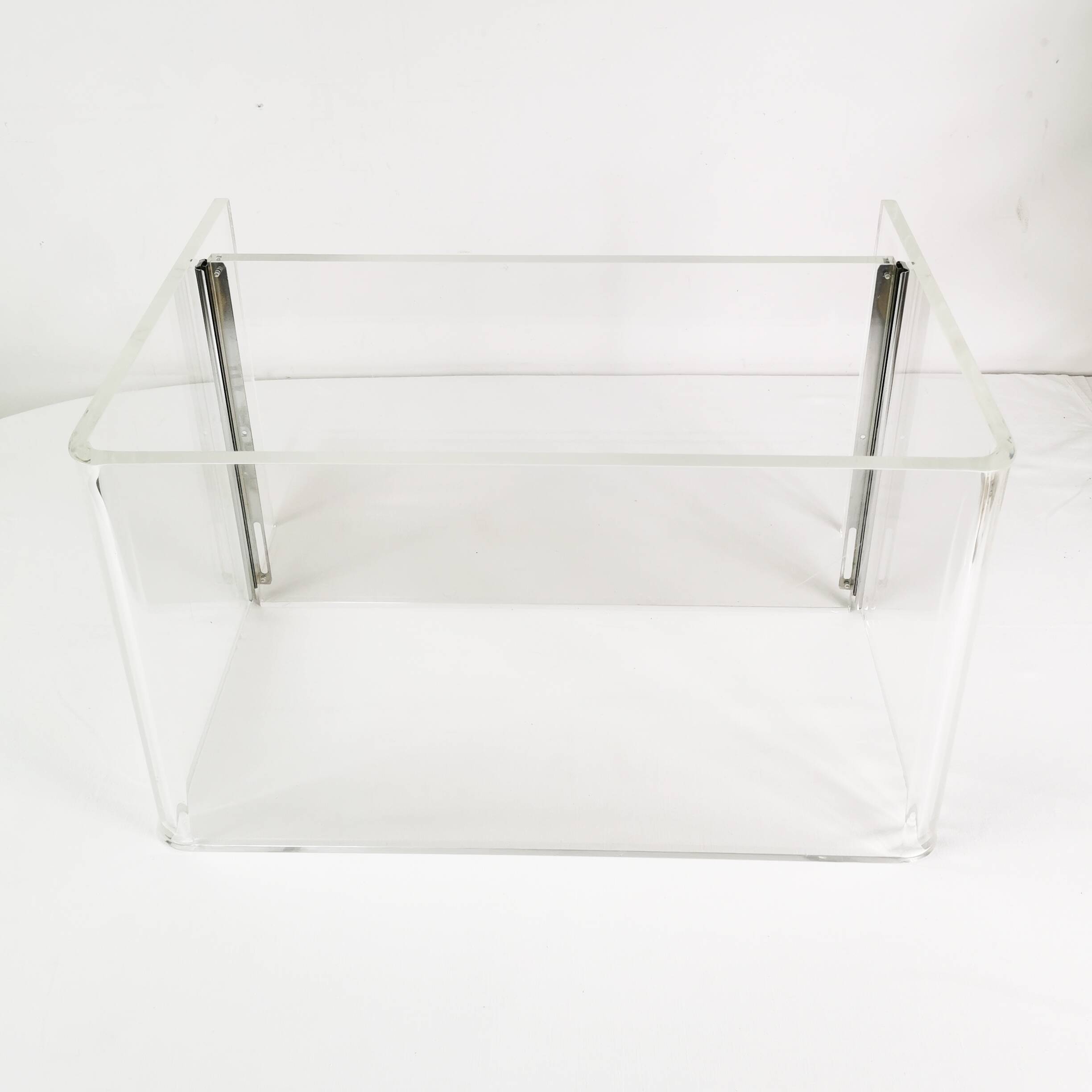 Modernist cabinet - plexiglass, Italy, 1970s