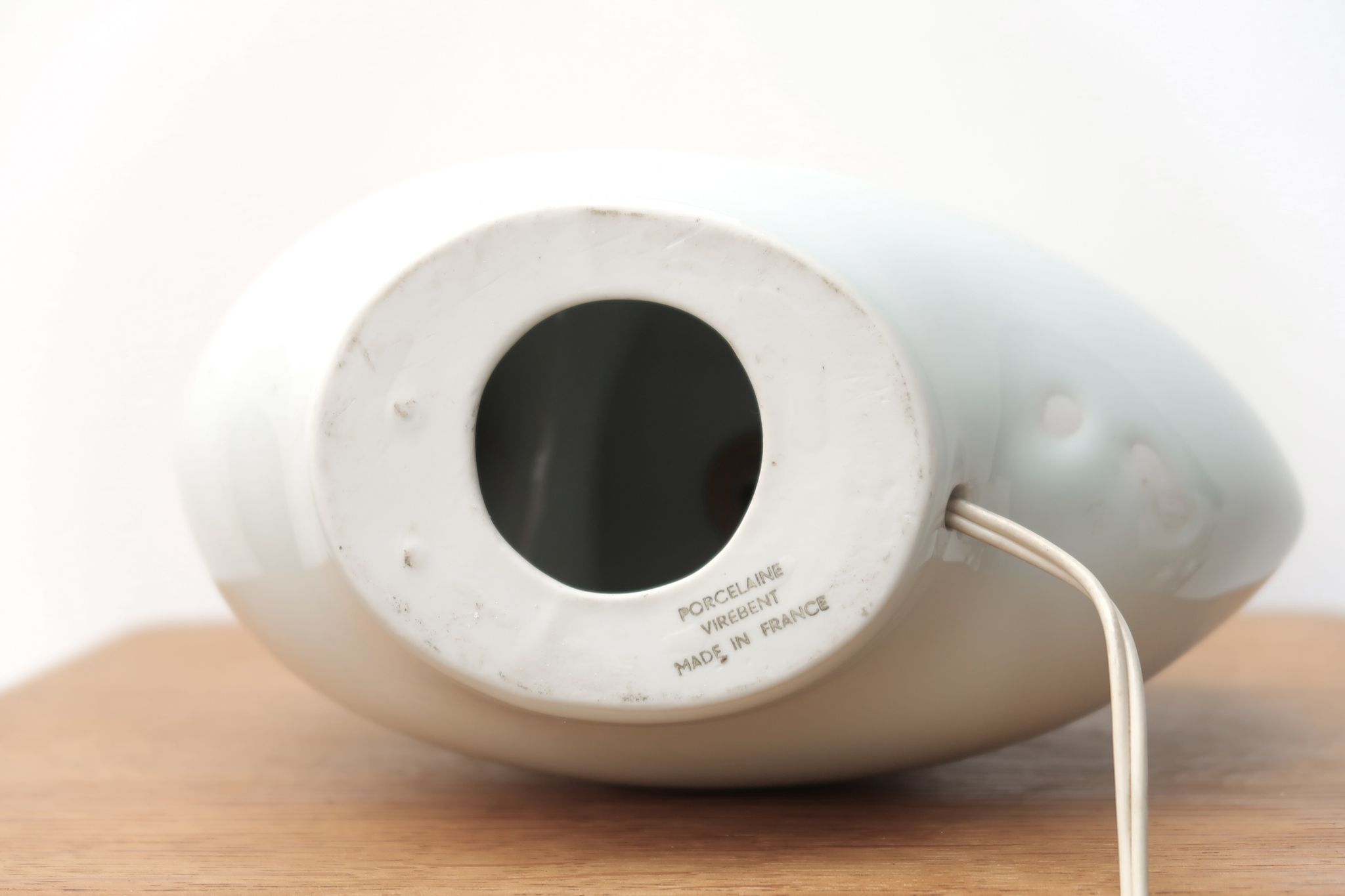 Lampe forme libre en porcelaine de Virebent années 70