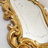 Miroir baroque en bois doré. France, années 1950