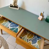 Scandinavian desk with its Baumann chair
