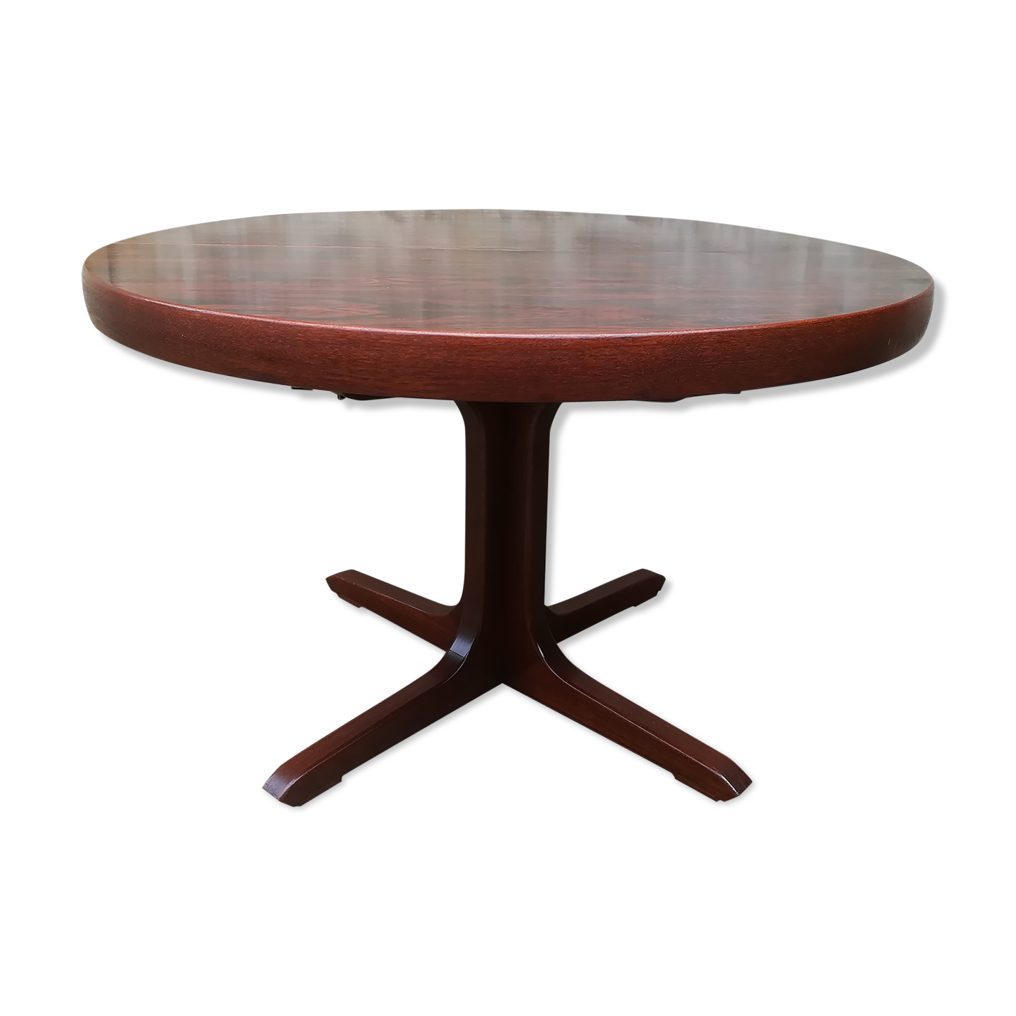 SCANDINAVIAN ROUND TABLE EXTENDED