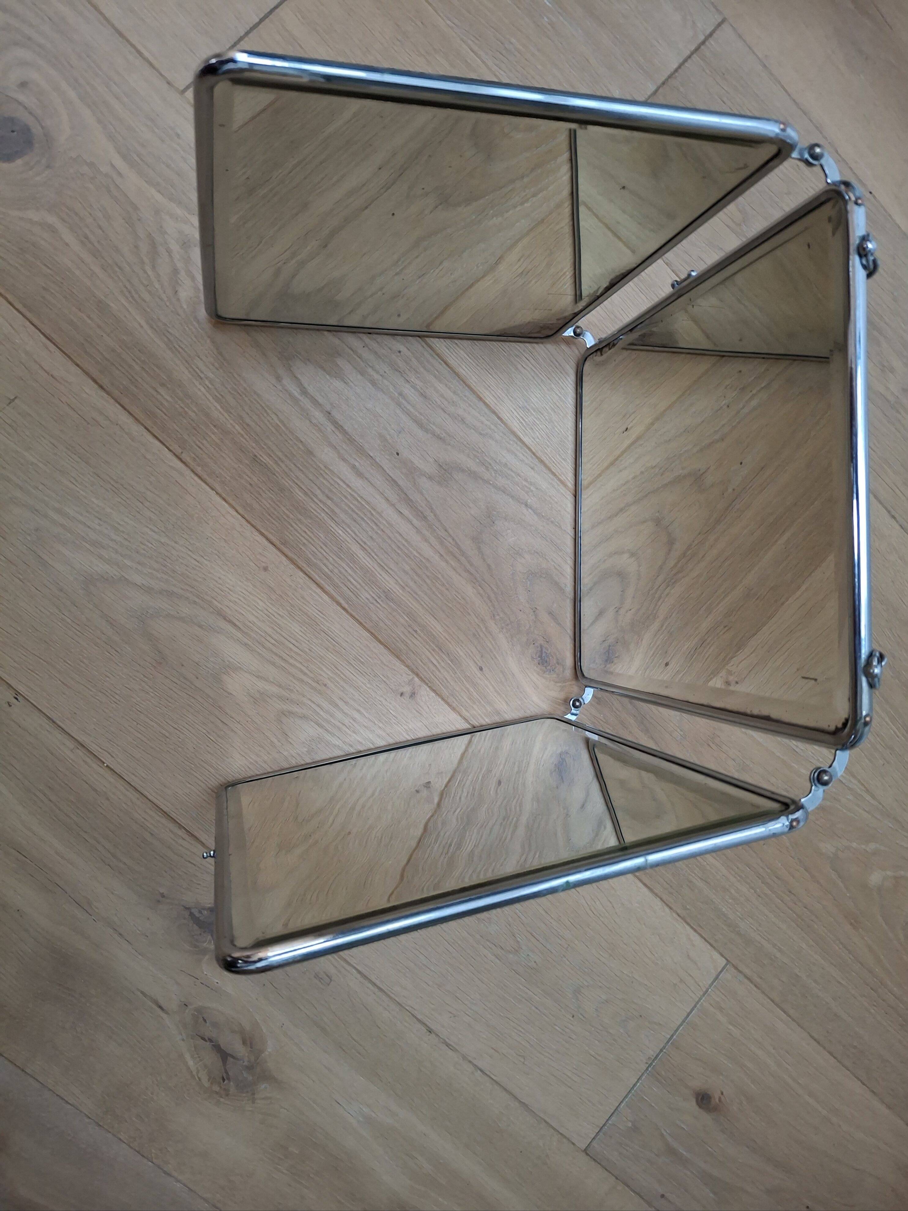 Ancient triptych mirror, Barber's mirror