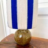 Lampe à poser vintage pied grès pyrité abat-jour laine rayures