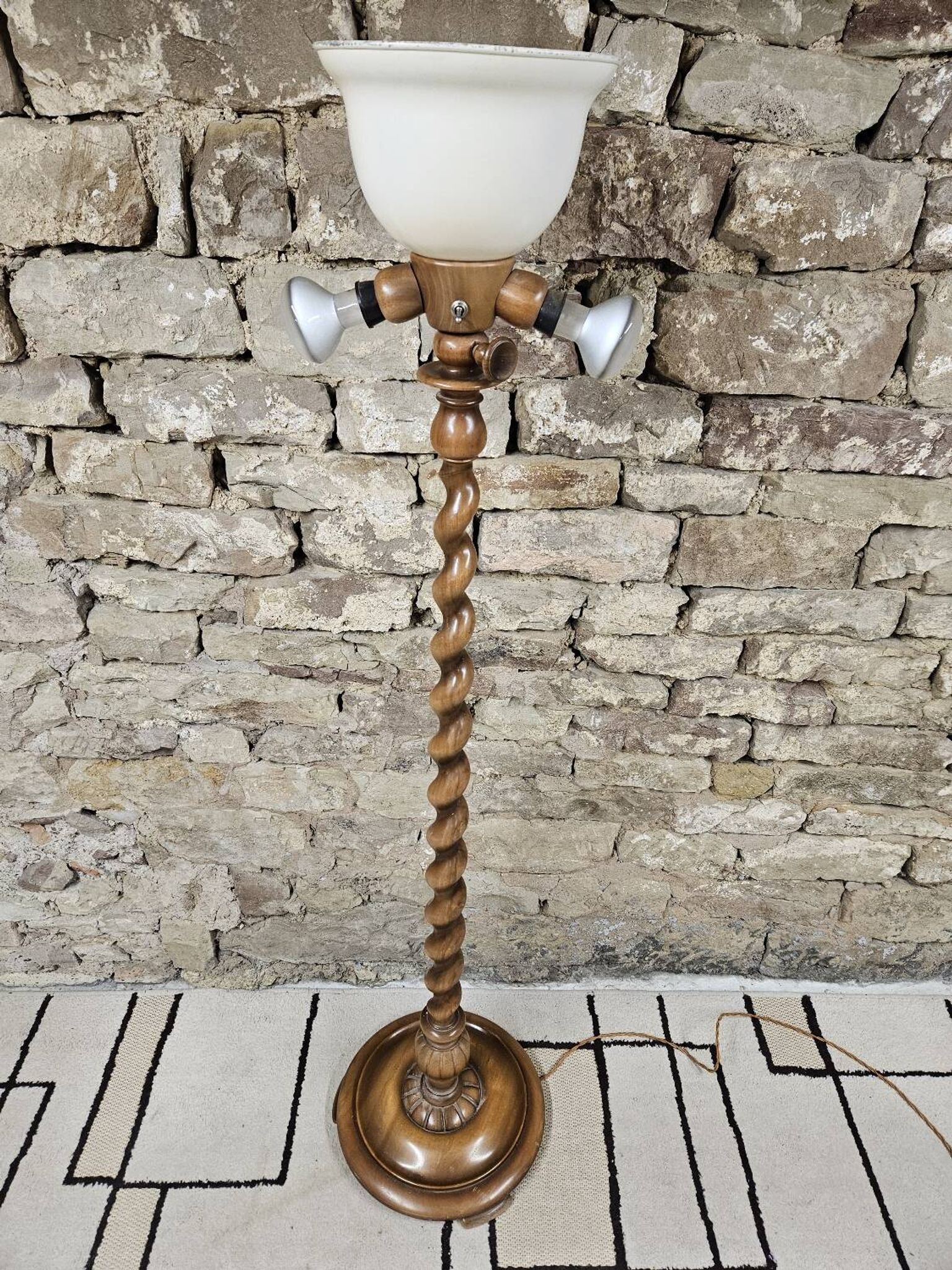 Lampadaire bois touné  Art Déco 1960