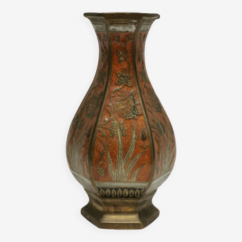 Vase en bronze émaillé