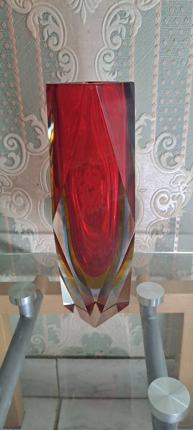 Murano sommerso diamond vase very good condition 21cm old vintage glass