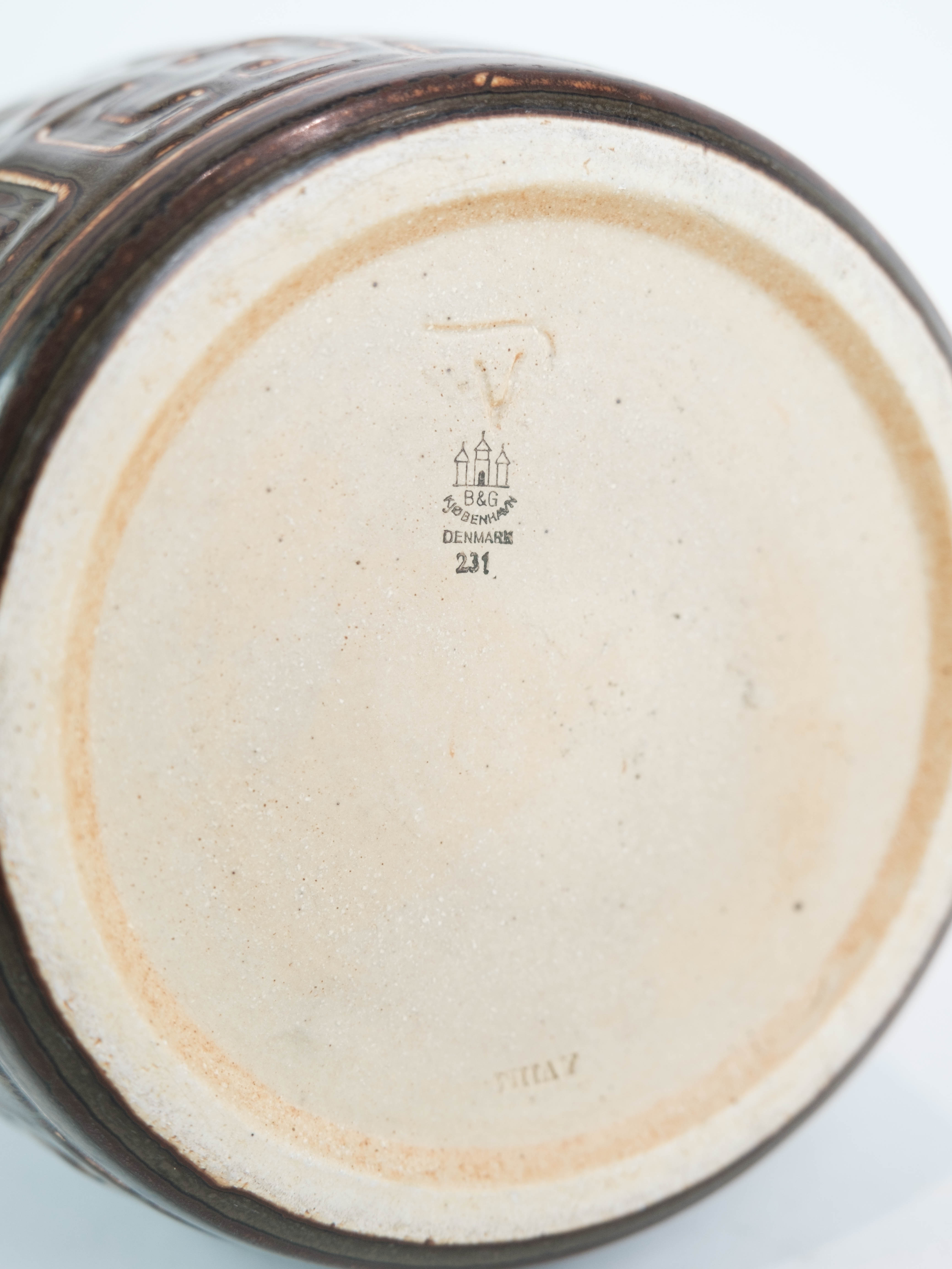 Stoneware vase with dark glaze, no.: 231 by Bing and Groendahl