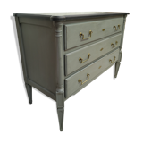 Old-style shabby chic gustavian patina