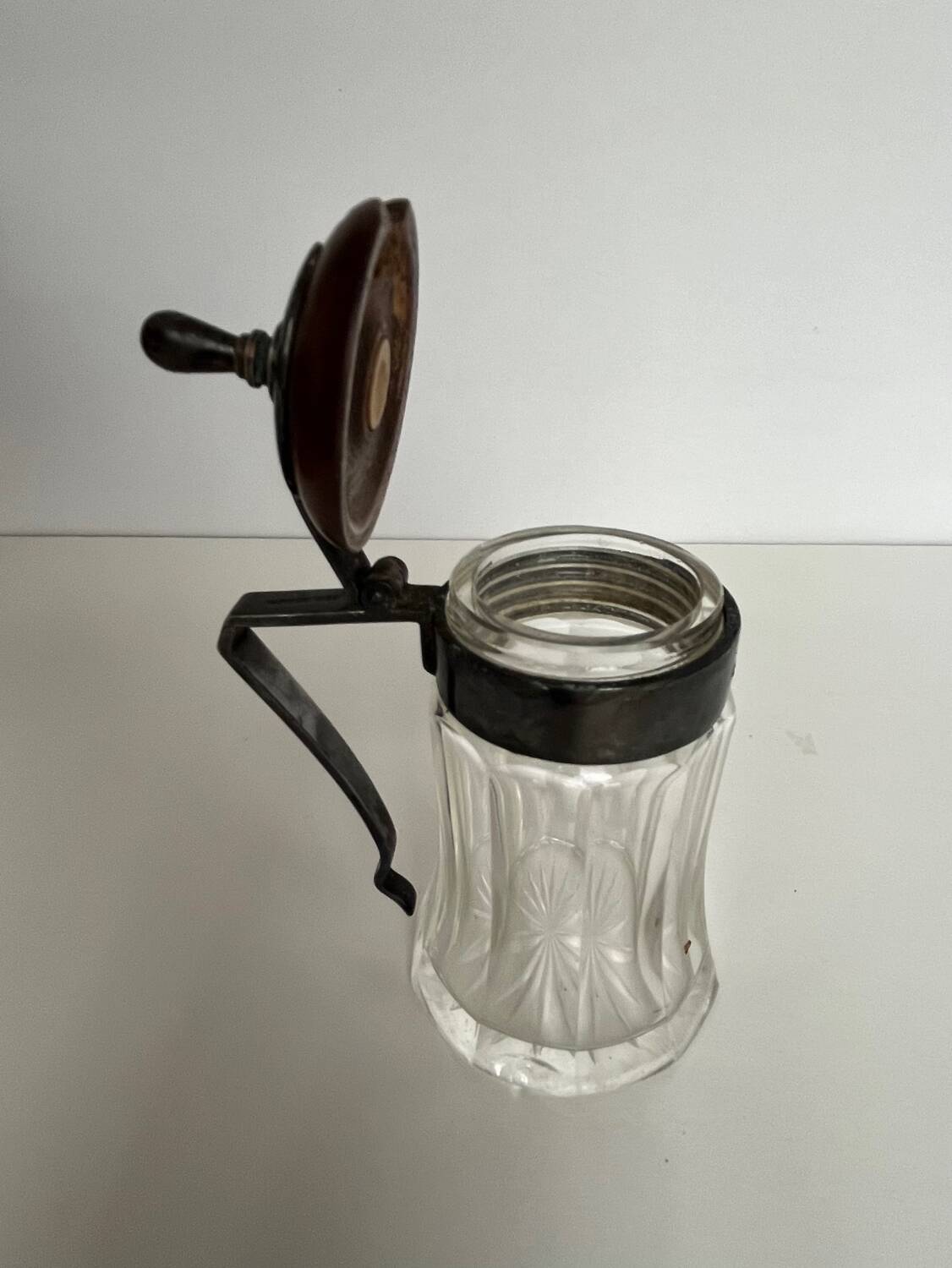 Old mustard or sugar bowl