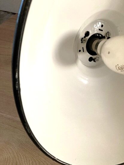 Suspension industrielle Philips