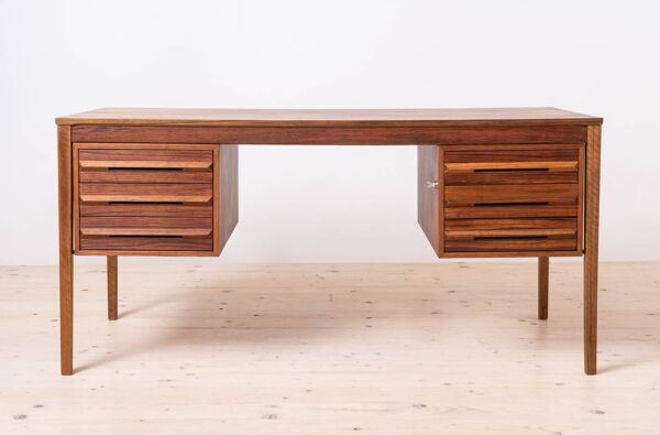 Bureau moderne du milieu du siècle, Norvège, années 1960, attribué à Torbjørn Afdal