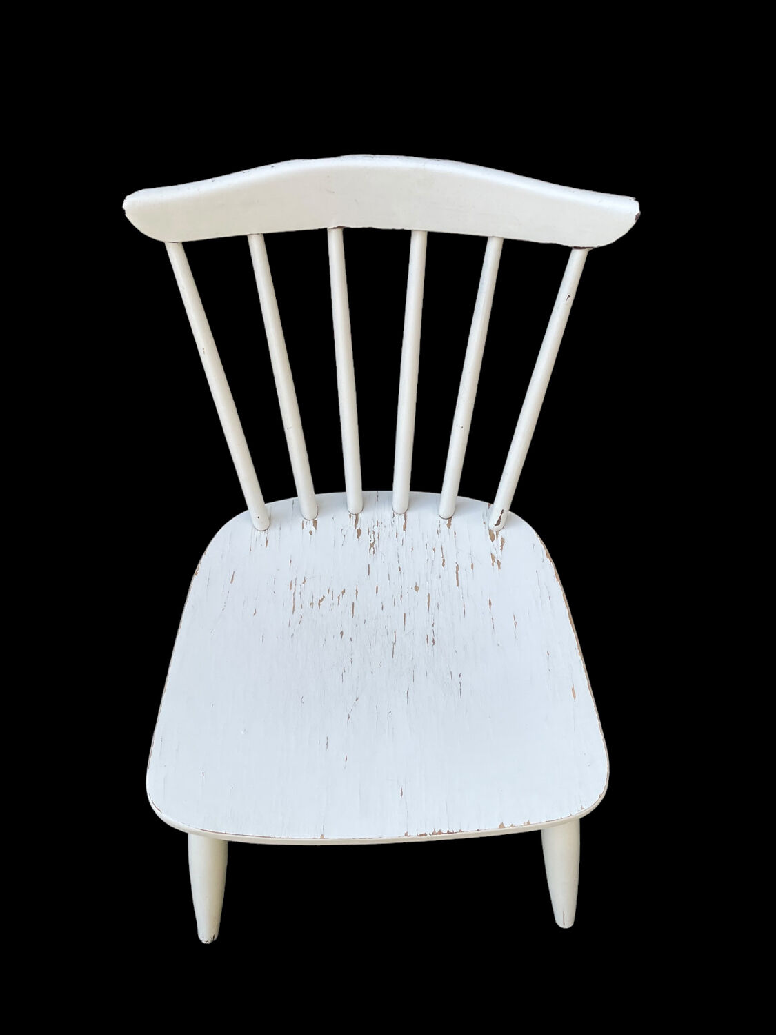 Series of 4 vintage solid wood chairs Scandinavian style