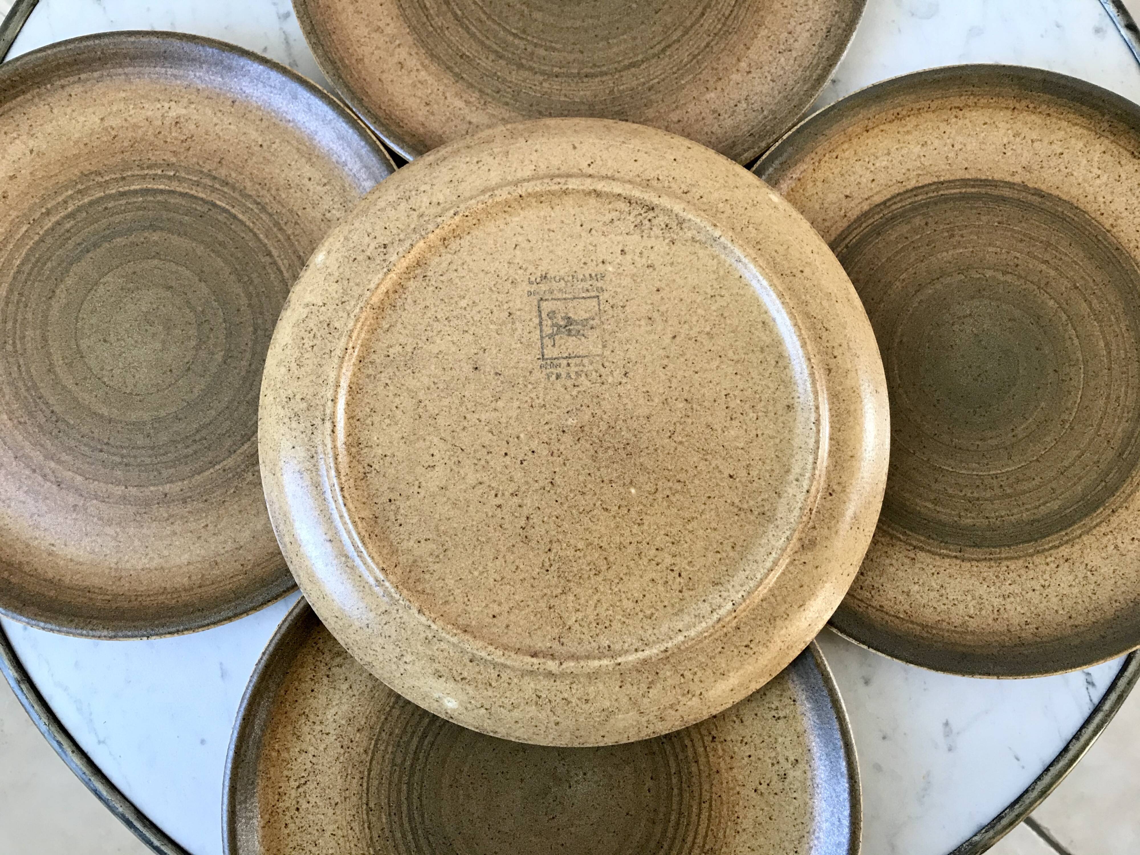 Set of 5 flat plates in Longchamp 60s sandstone painted by hand
