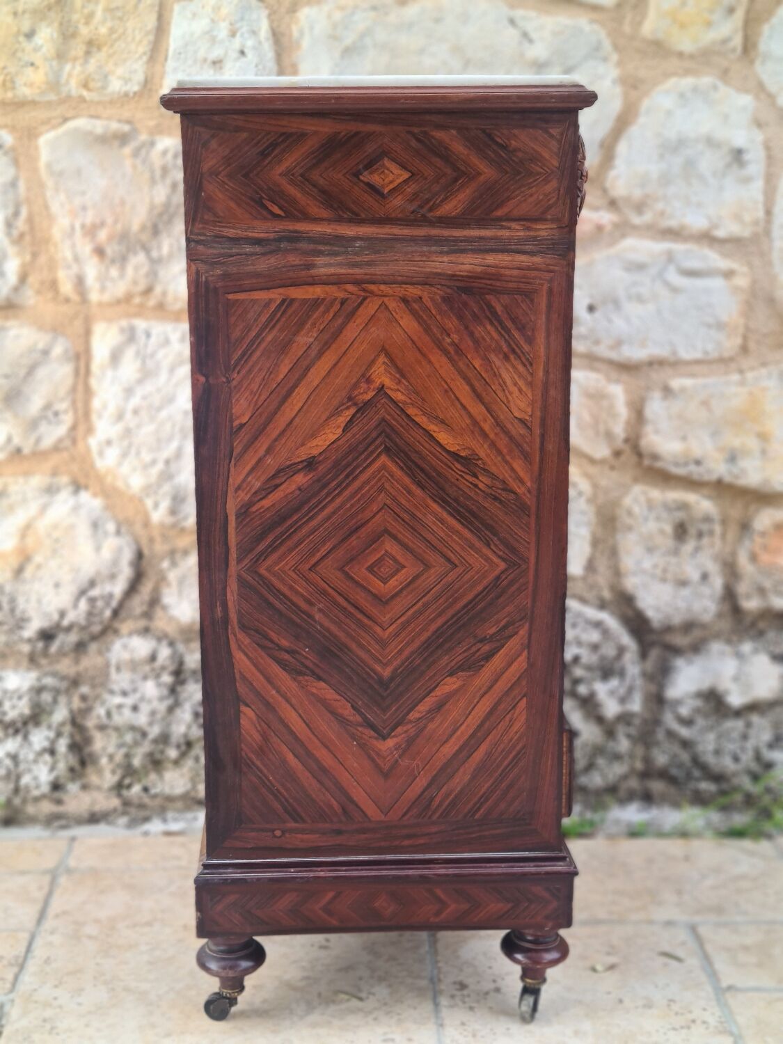 Commode chiffoniere estampillée par Joseph Roll époque Napoléon III