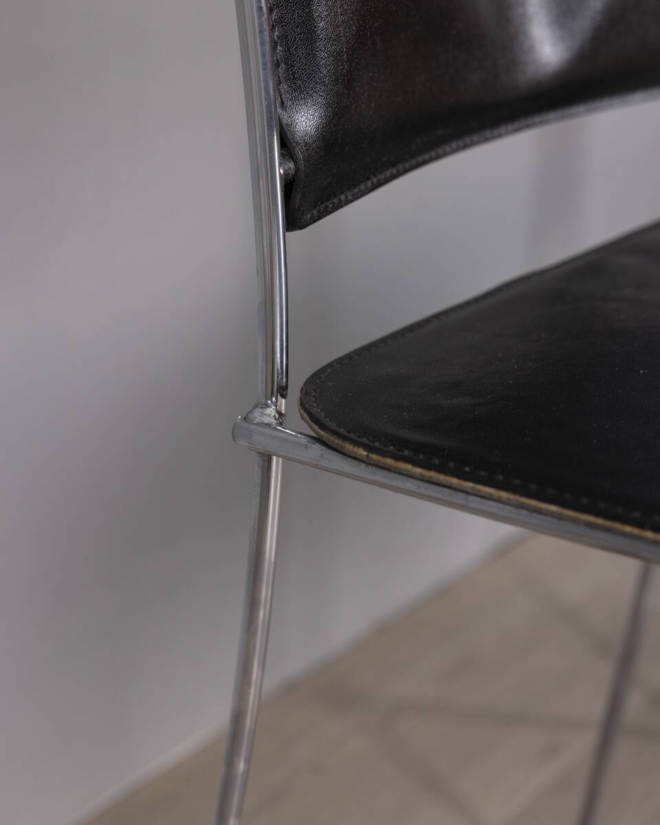 Pair of vintage leather chairs from the 1990s, designed by Segis Italia